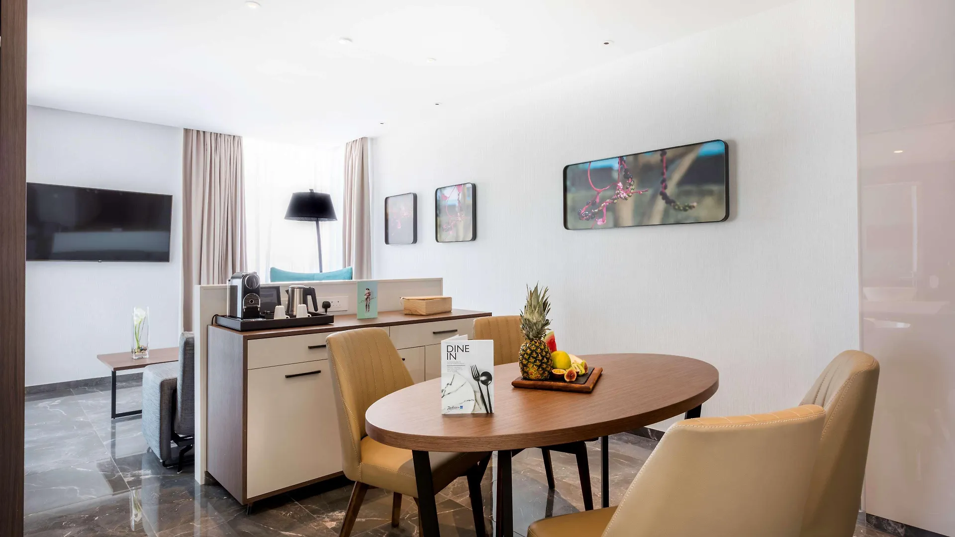 Radisson Blu Hotel, Larnaca